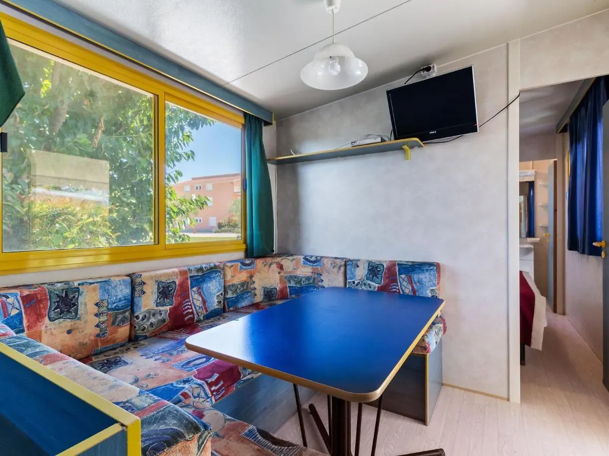 Refreshing Holiday Home In Banjole With Swimming Pool