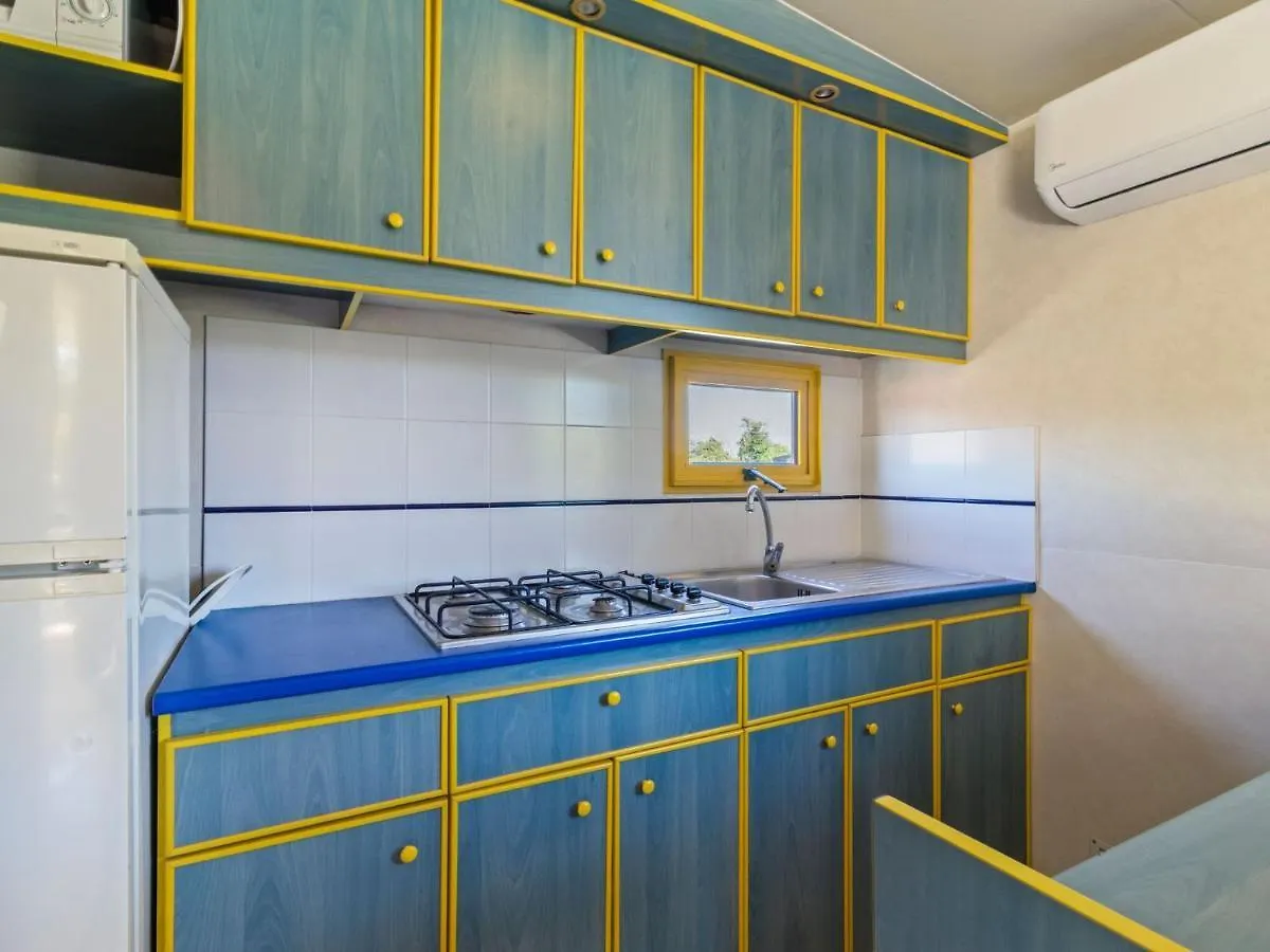 Refreshing Holiday Home In Banjole With Swimming Pool