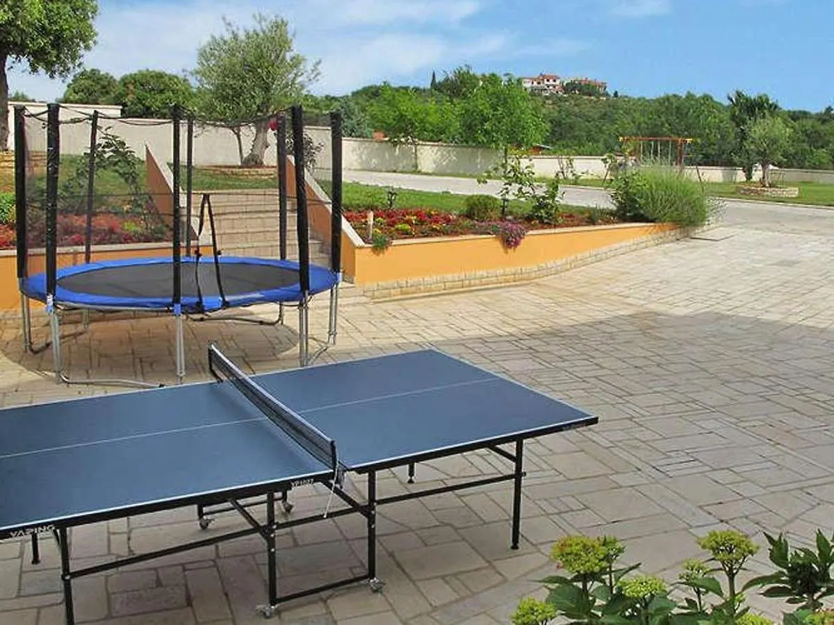 Refreshing Holiday Home In Banjole With Swimming Pool Croatia