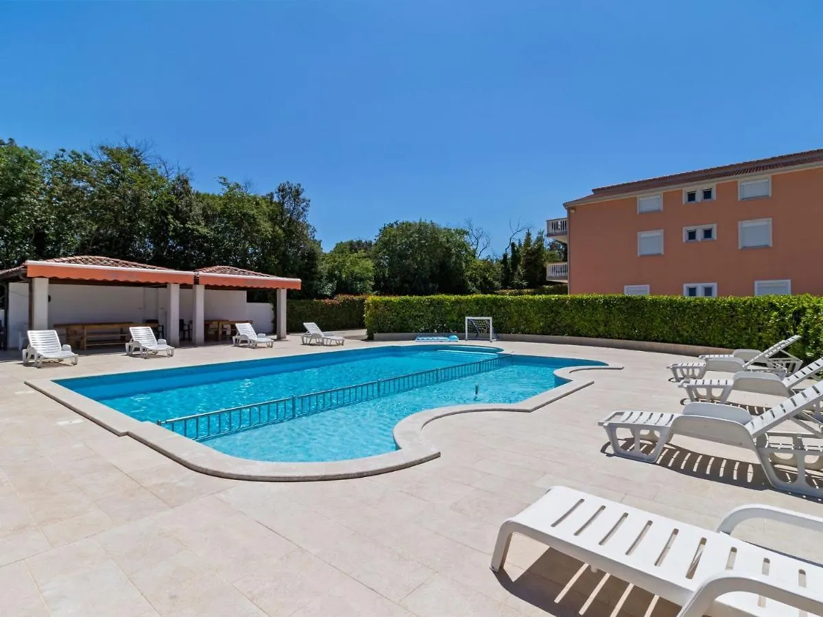 Refreshing Holiday Home In Banjole With Swimming Pool 0*,  Croatia