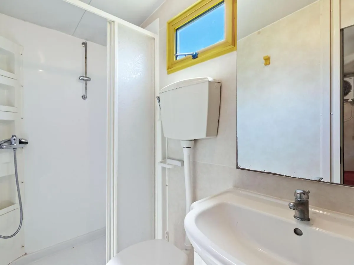 Refreshing Holiday Home In Banjole With Swimming Pool